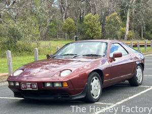 1986 PORSCHE 928 S