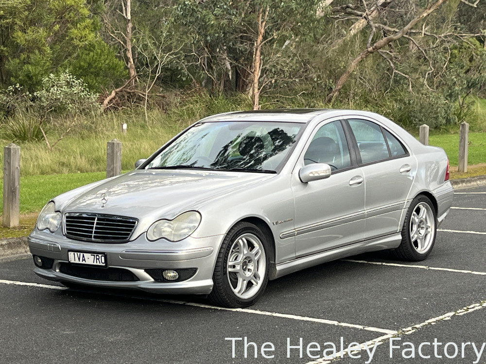 2002 MERCEDES-BENZ C32 AMG