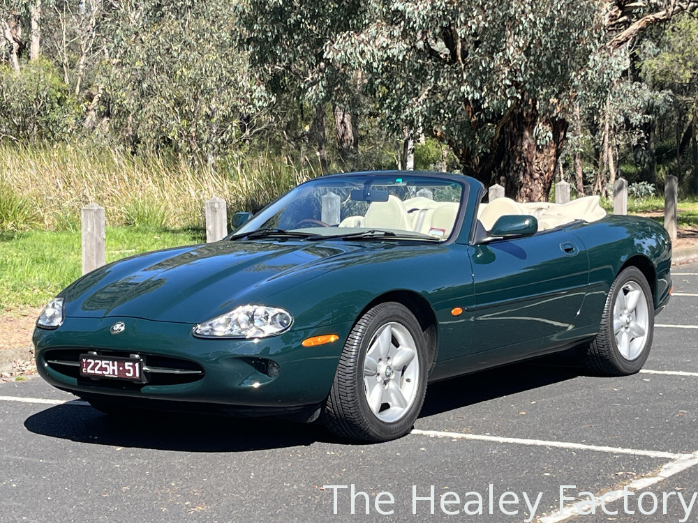 1996 JAGUAR XK8 CONVERTIBLE